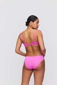 Salesbook image with head | Marie Jo