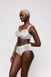 Salesbook image with head | Primadonna