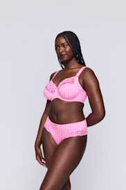 Salesbook image with head | Primadonna