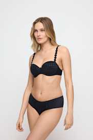 Salesbook image with head | Marie Jo