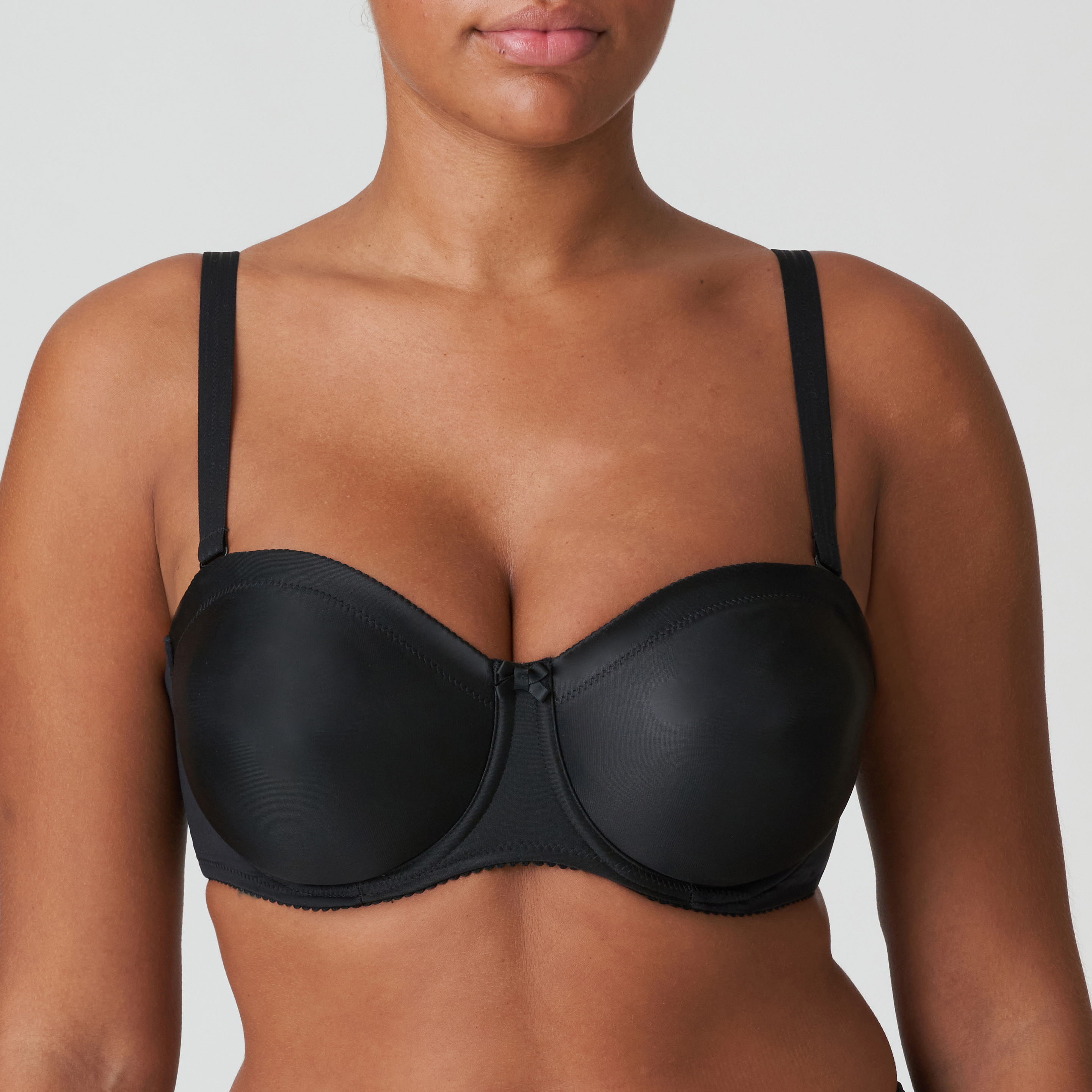 Double-layer Cotton Strapless Bras For Young Women | Non Padded Bandeau Bra  | Solid Black Bra Pack of 1