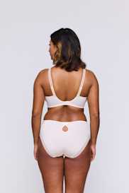 Salesbook image with head | Primadonna