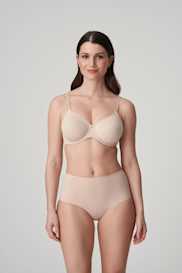 Salesbook image with head | Primadonna