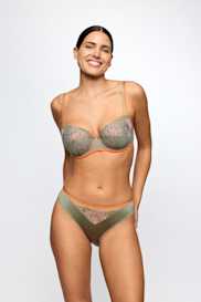 Salesbook image with head | Marie Jo