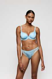 Salesbook image with head | Marie Jo