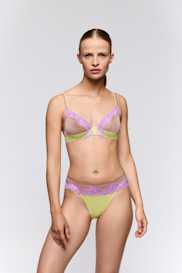 Salesbook image with head