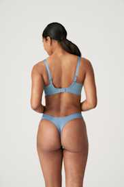 Salesbook image with head | Primadonna