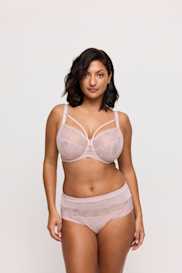 Salesbook image with head | Primadonna