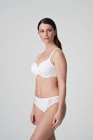 Salesbook image with head | Primadonna