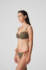 Salesbook image with head | Primadonna