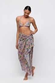 Salesbook image with head | Marie Jo