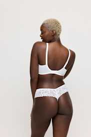 Salesbook image with head | Primadonna