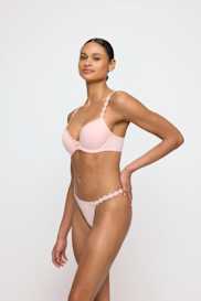 Salesbook image with head | Marie Jo