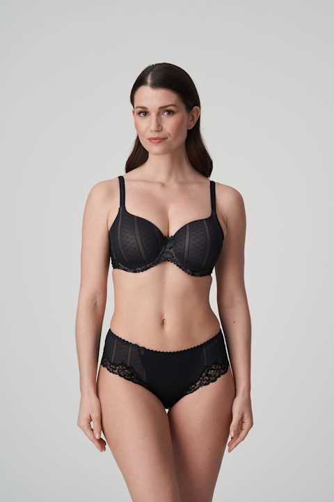 Salesbook image with head | Primadonna