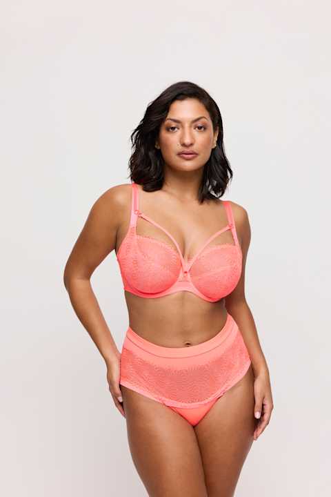 Salesbook image with head | Primadonna