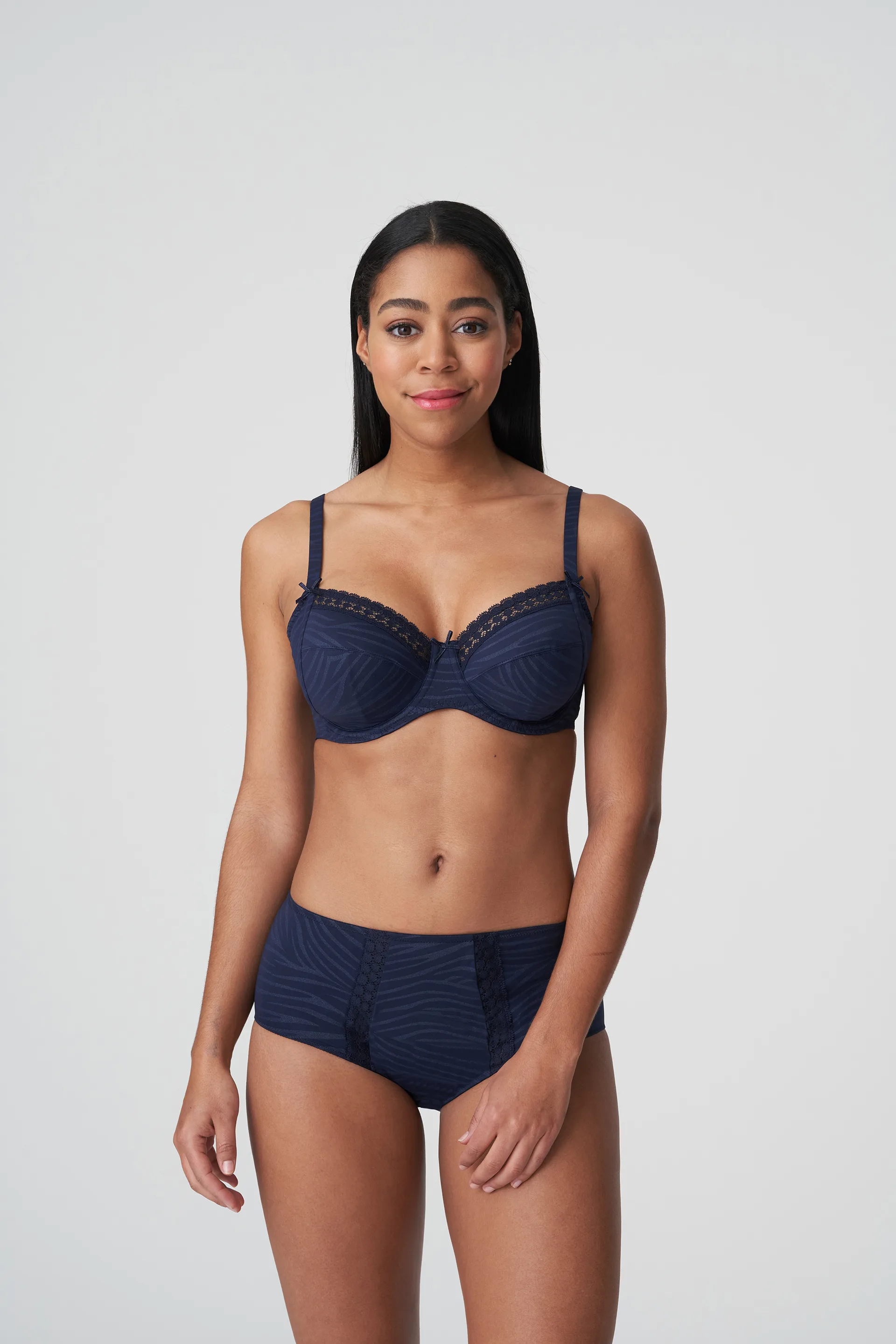 Navy blue bra - End of lingerie series