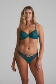 Salesbook image with head | Marie Jo