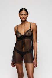 Salesbook image with head | Marie Jo