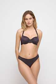 Salesbook image with head | Marie Jo