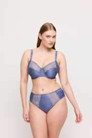 Salesbook image with head | Primadonna