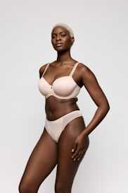 Salesbook image with head | Primadonna