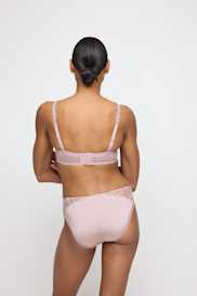 Salesbook image with head | Marie Jo