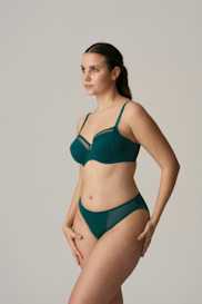 Salesbook image with head | Primadonna