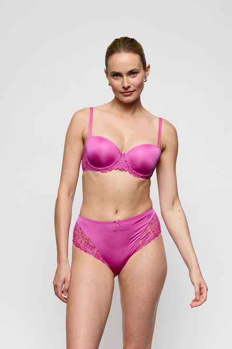 Salesbook image with head | Marie Jo