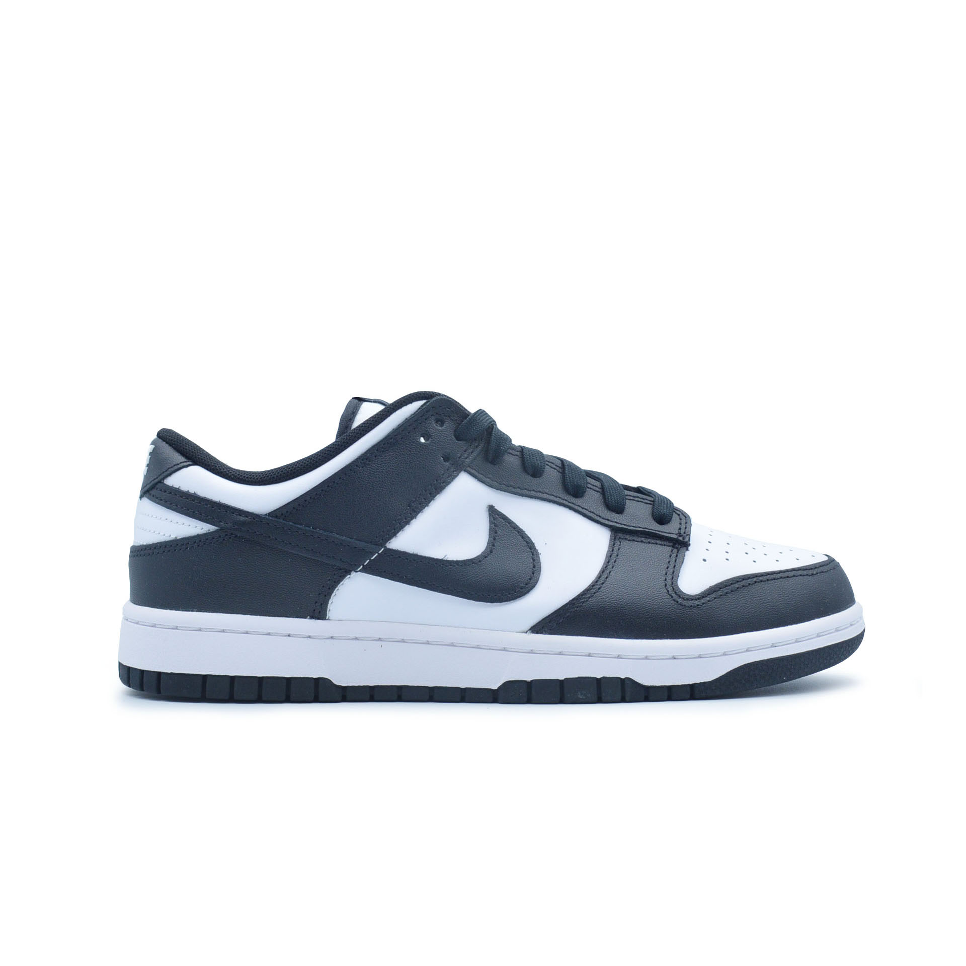 Nike dunk low panda NWT high quality size 7