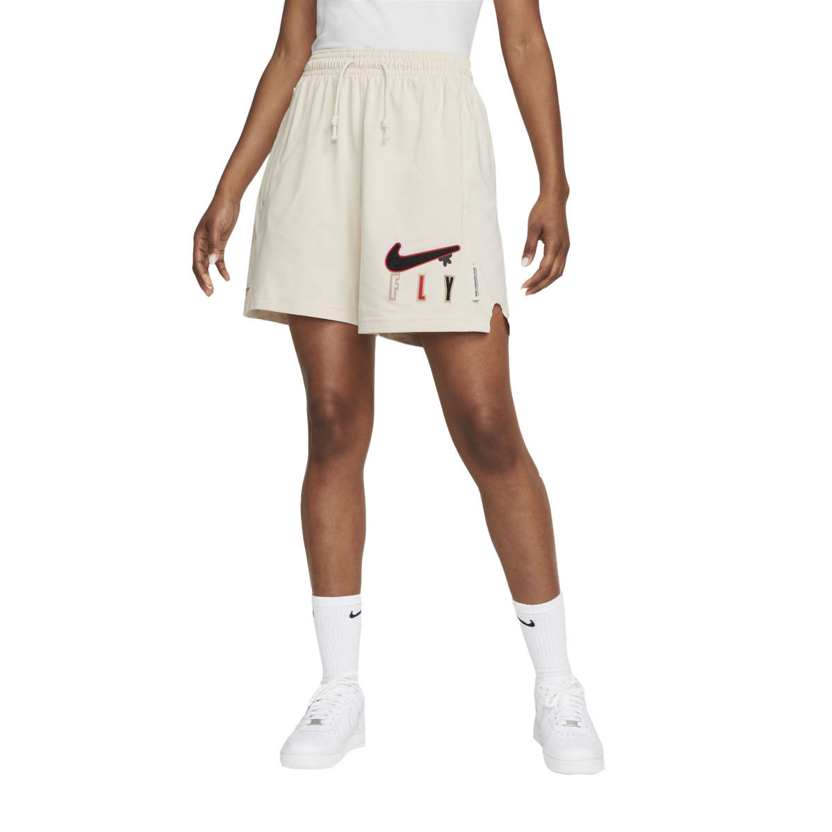 Wmns swoosh fly standard issue short pearl