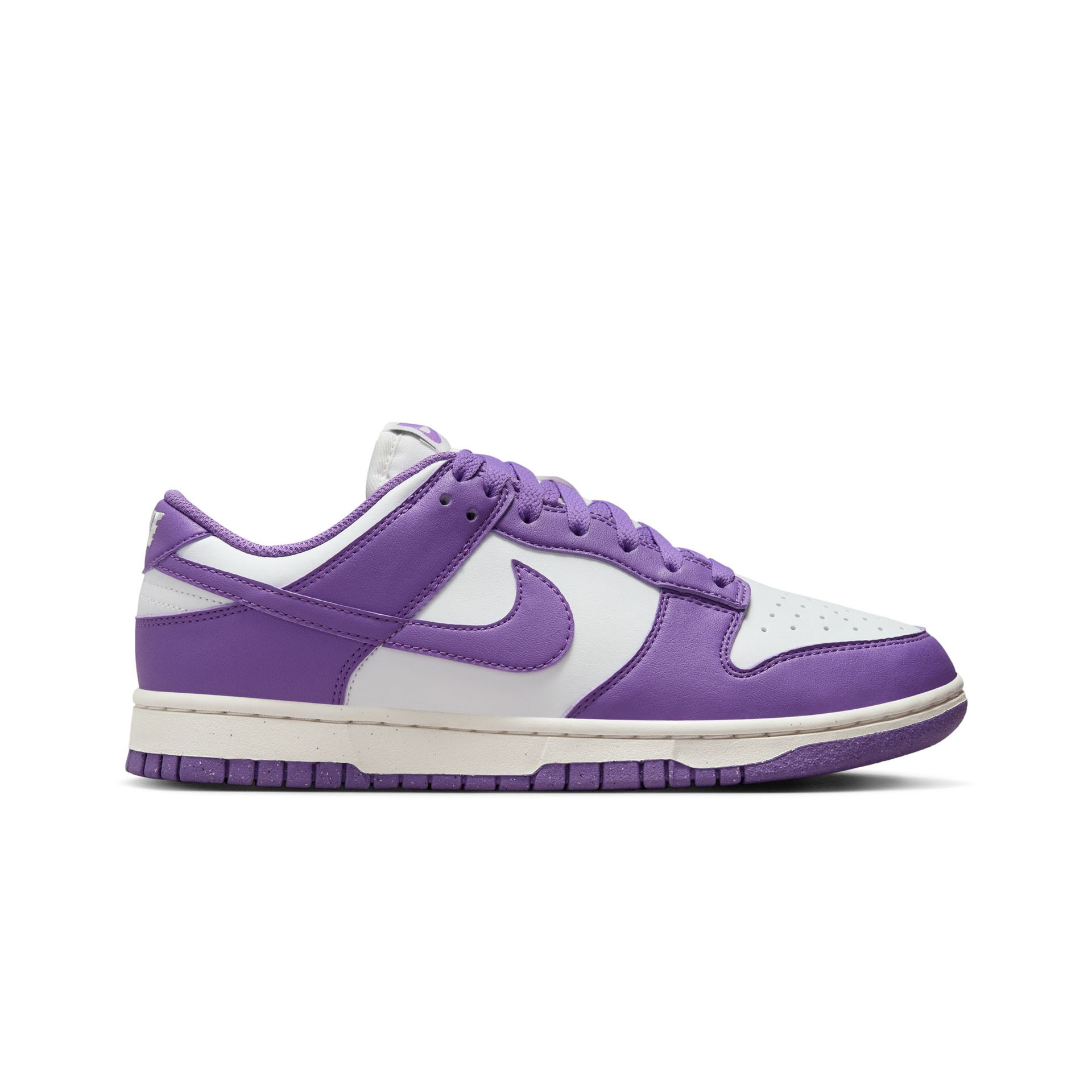 WMNS Dunk Low SE 