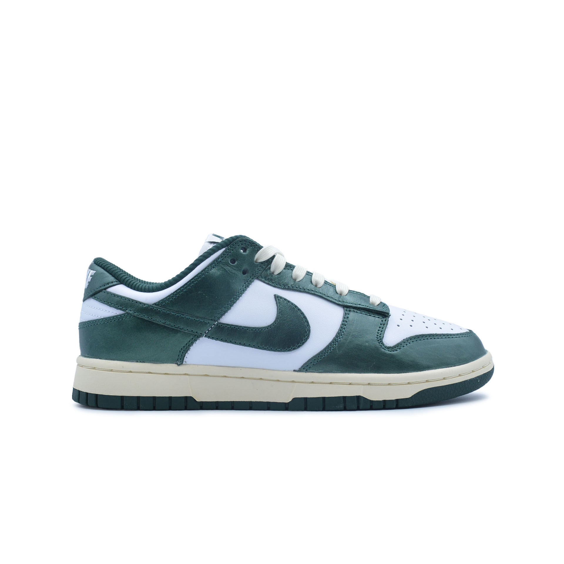 Nike WMNS Dunk Low Vintage Green ダンク ロー DQ8580-100 Buy Wmns Dunk Low 'Vintage Green' - DQ8580 100 | GOAT CA