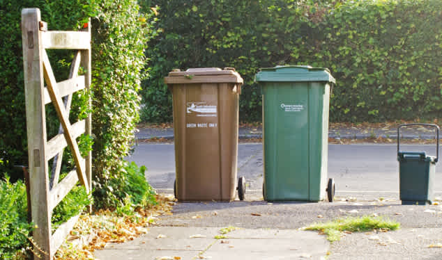 Garden bin collection doesn’t have to be taxing