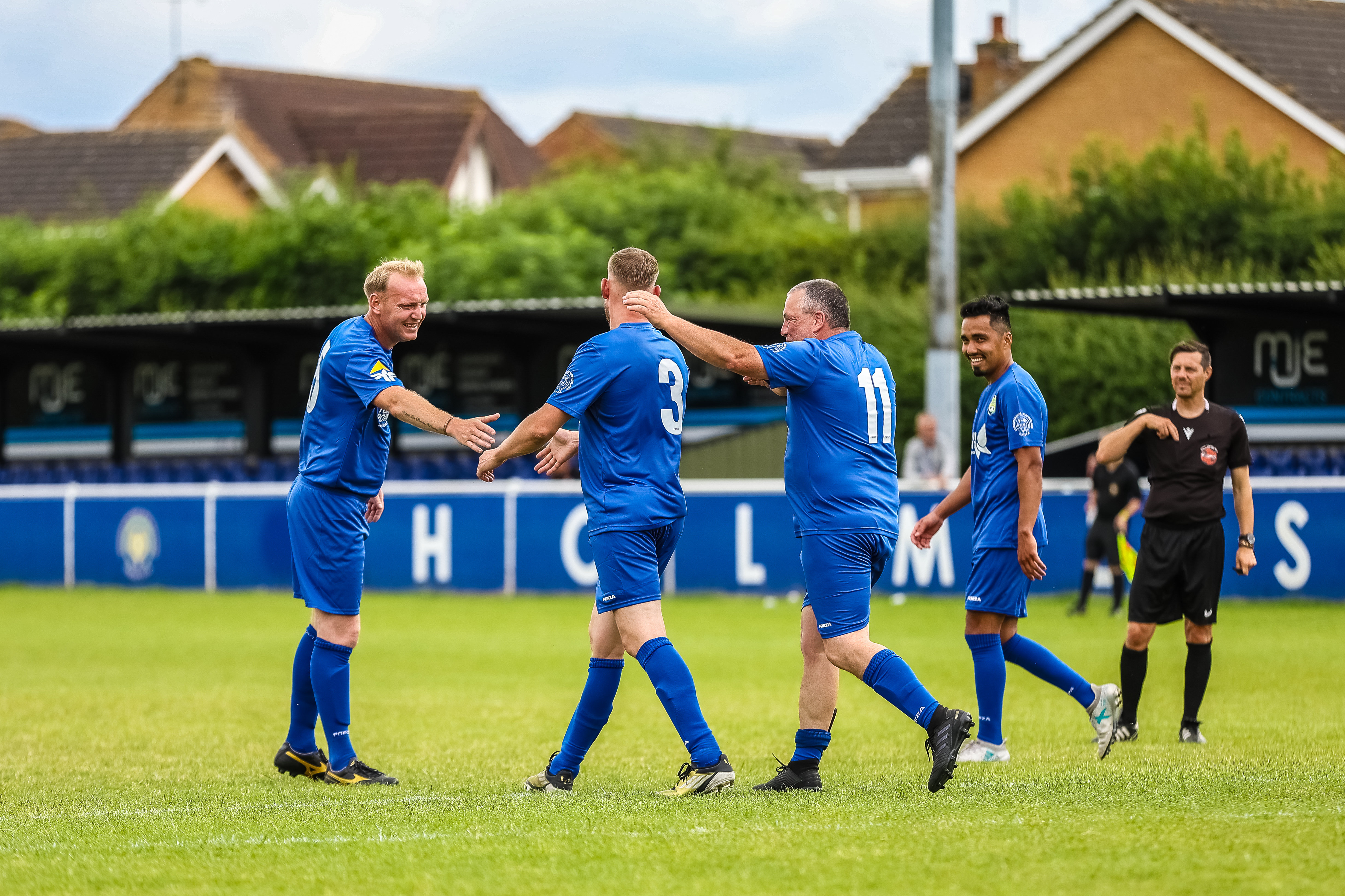 Standing order vs. Direct Debit: Which payment method is right for your football club?