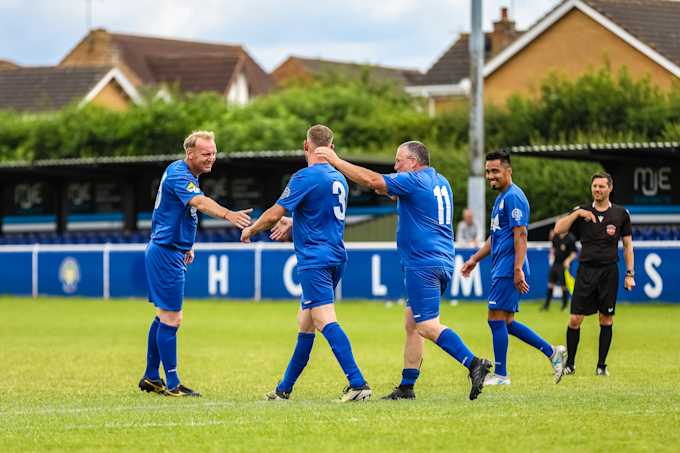 Standing order vs. Direct Debit: Which payment method is right for your football club?