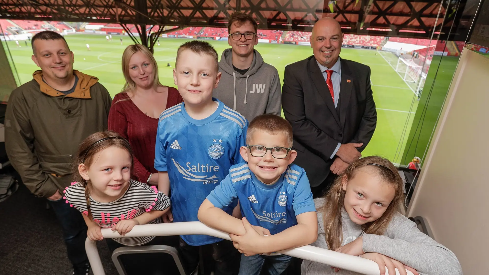 SPONSOR A BOX WITH AFCCT AND TLC image