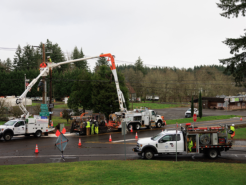 PGE line crews work to restore power near Oregon City, Ore., following an overnight wind event on Dec. 17, 2025 that left thousands of customers without power.