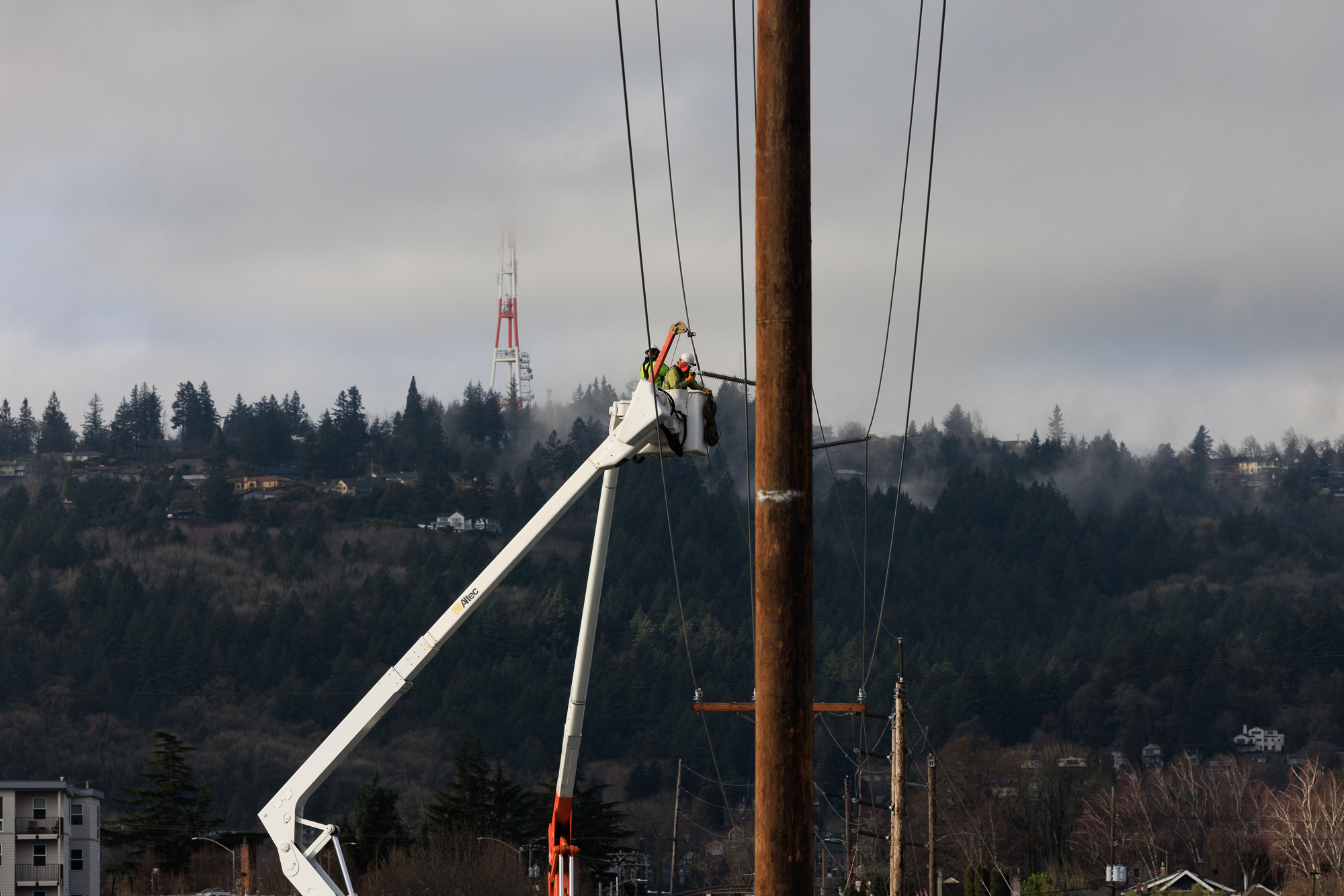Enwin continues power restoration two days after damaging