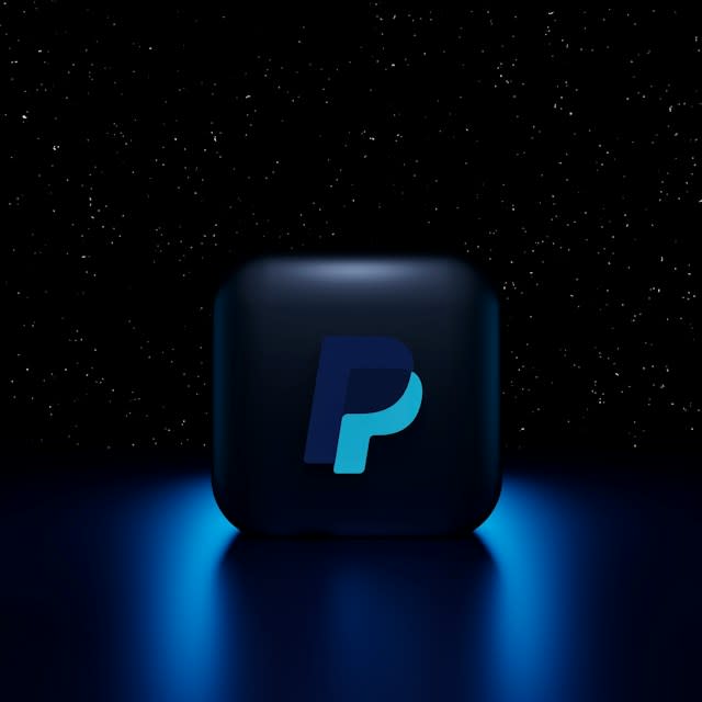 Cover Image for PayPal Announces 9% Reduction in Global Workforce Amid Intensifying Competition