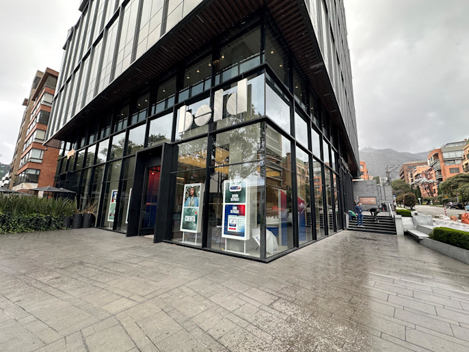 Hub Store