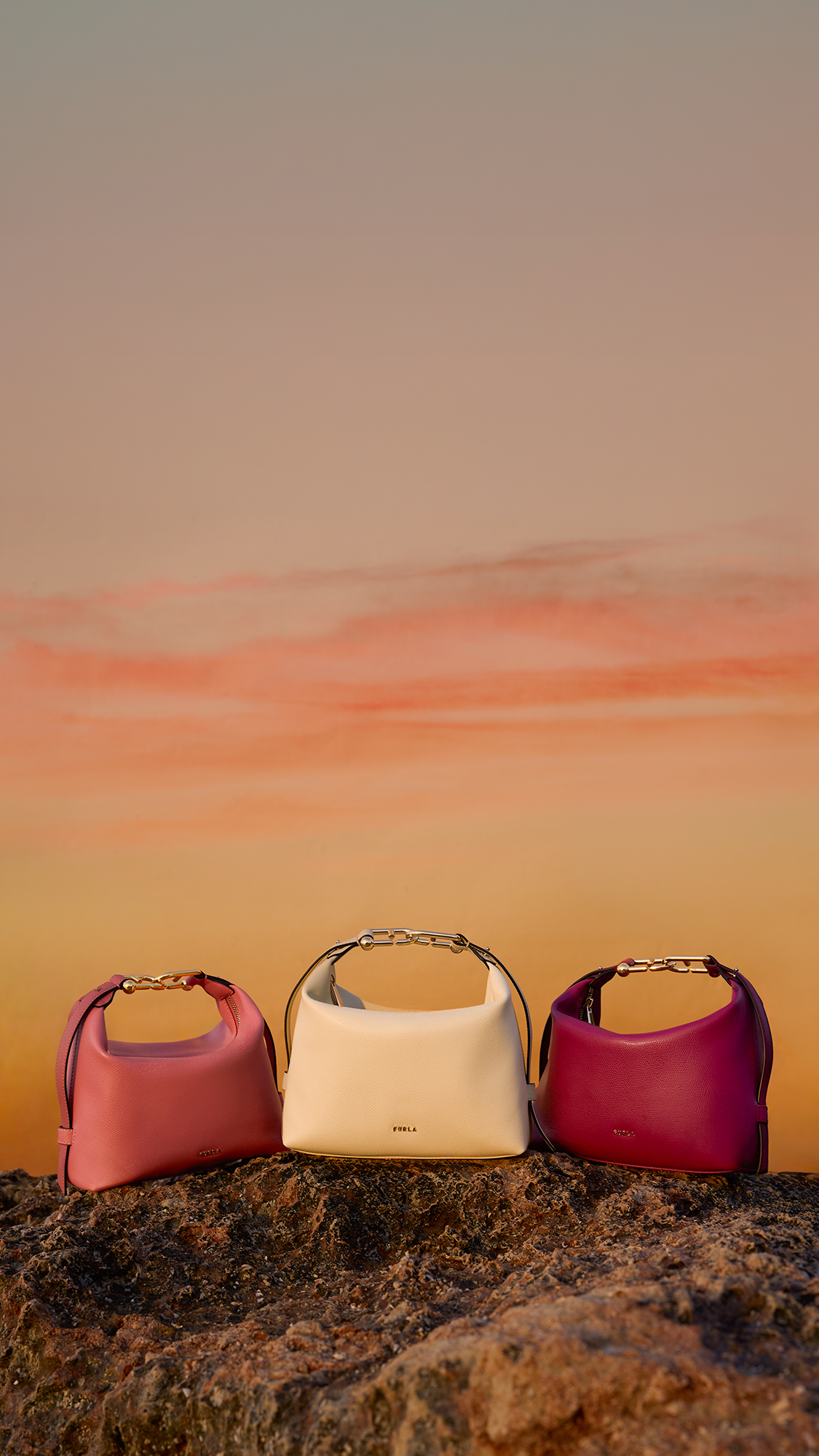 Furla | Online Store and Official Site - Bags, Wallets and Accessories