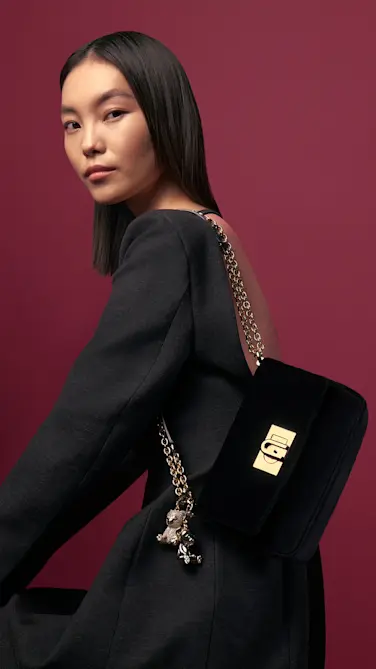 美品✨フルラ ステイシー 2way ハンドバッグ きやす 巾着 サフィアーノ 