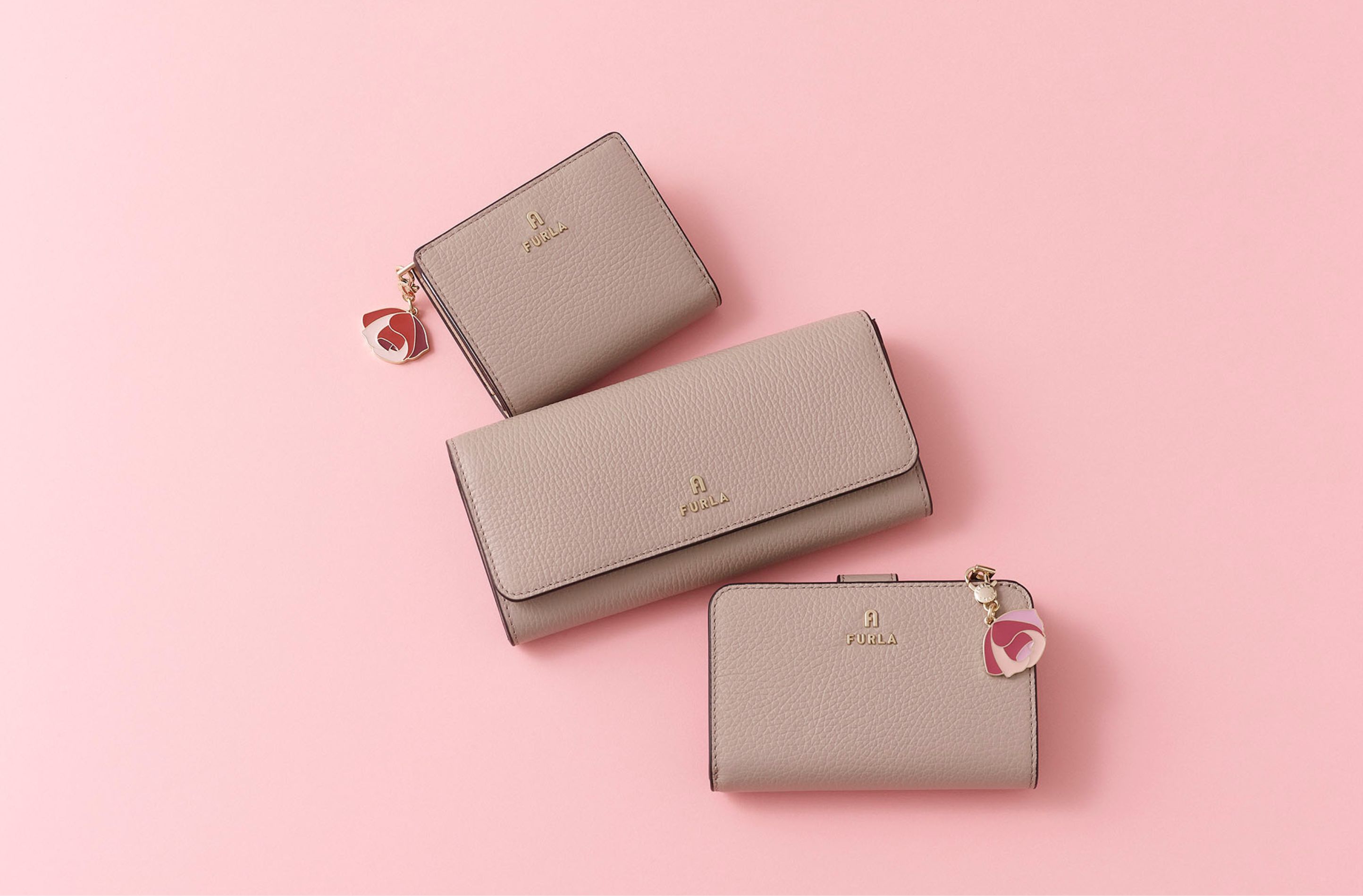 ※3/2までRamさま専用※★美品★フルラ★ポシェット★ 楽天市場】フルラ ポシェット（バッグ・小物・ブランド雑貨）の通販