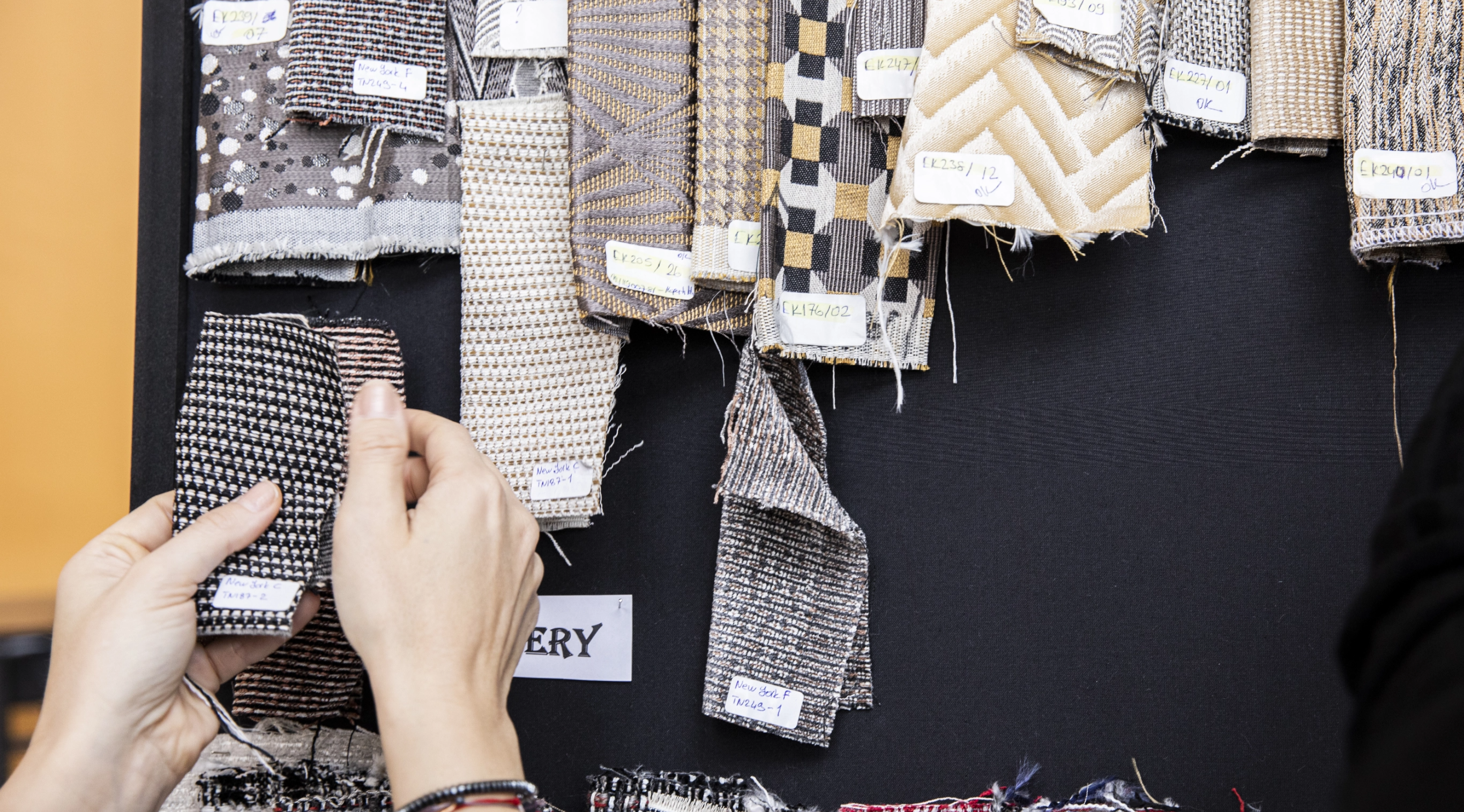 touching product on pane