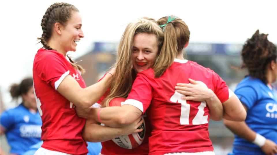 Women's Sport: which team will be first not to 'shrink it and pink it'?