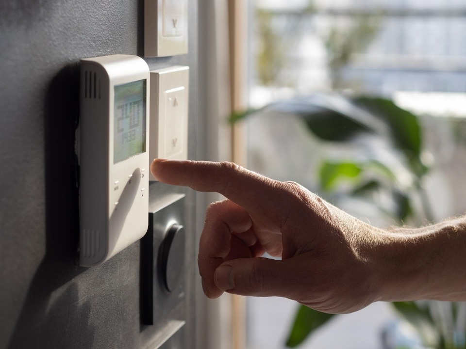 SMART BUILDINGS AND TEMPERATURE CONTROL REQUIRE THERMAL EFFICIENCY