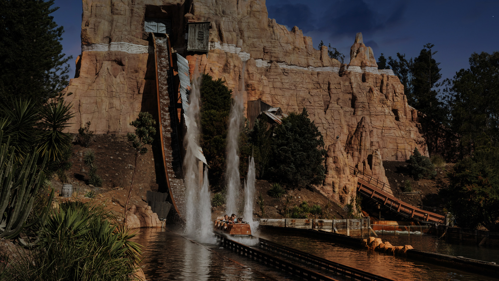 Wild West Falls Adventure Ride at Warner Bros. Movie World Fright Nights
