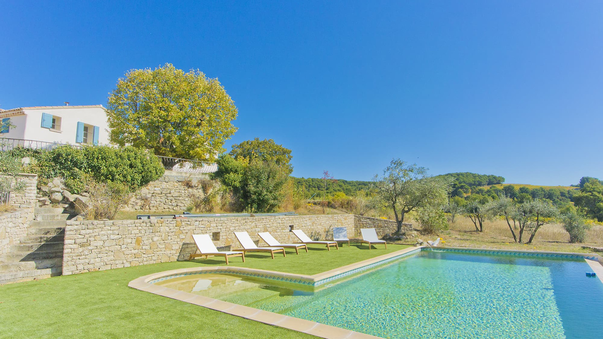 Location maison avec piscine sud de la France