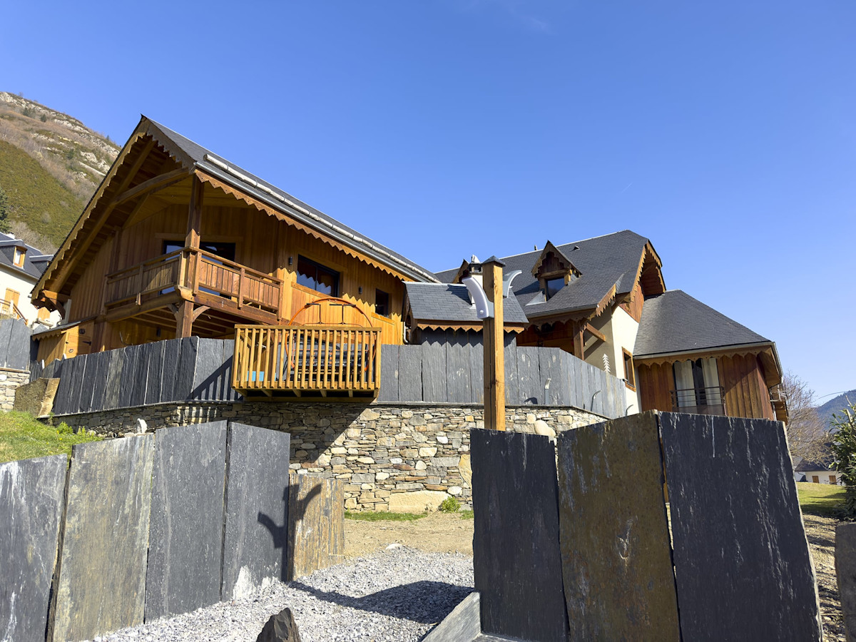 The Prestige Chalet in the Pyrenees, family project
