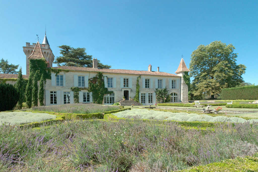 Location saisonnière de luxe en France